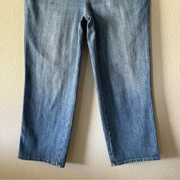 Talbots Stovepipe Jeans Women’s 12 Blue Medium Wash Cropped Wide Leg High Rise - Picture 7 of 15